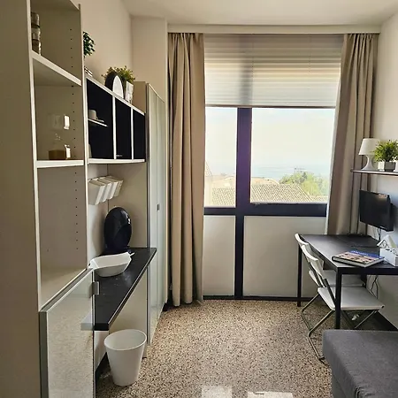 Gold & Silver Deluxe Accomodation 3*