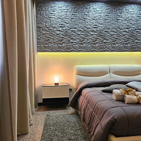 Gold & Silver Deluxe Accomodation Vasto