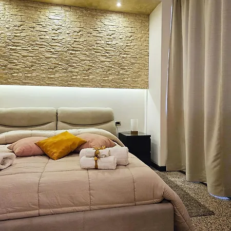 Gold & Silver Deluxe Accomodation Gæstehus