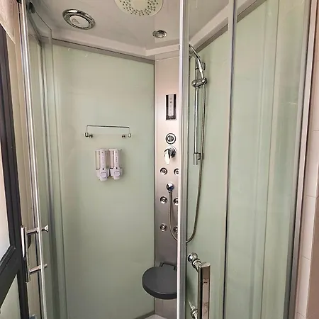 Πανσιόν Gold & Silver Deluxe Accomodation Vasto