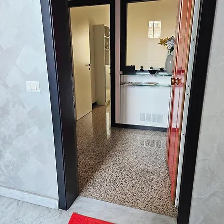 Πανσιόν Gold & Silver Deluxe Accomodation 3*